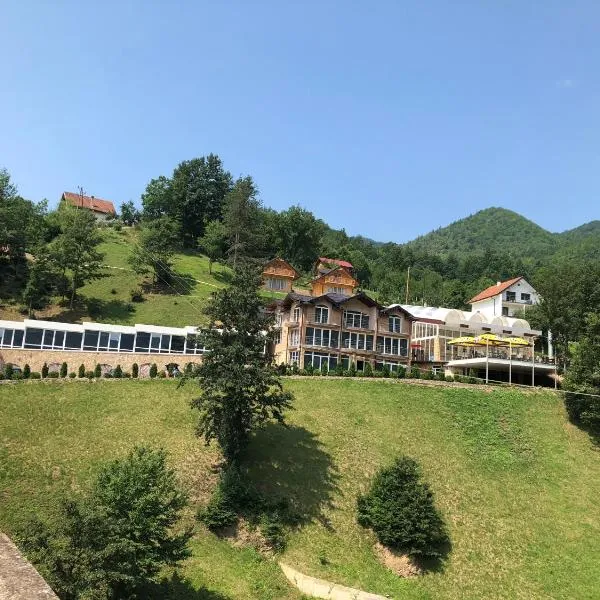Panorama Resort, отель в городе Вишеград