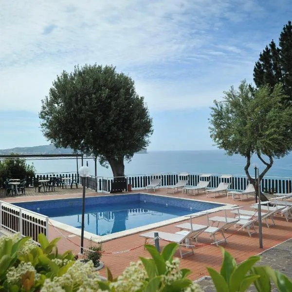 Residence Punta Cilento, hotel v destinaci Pisciotta