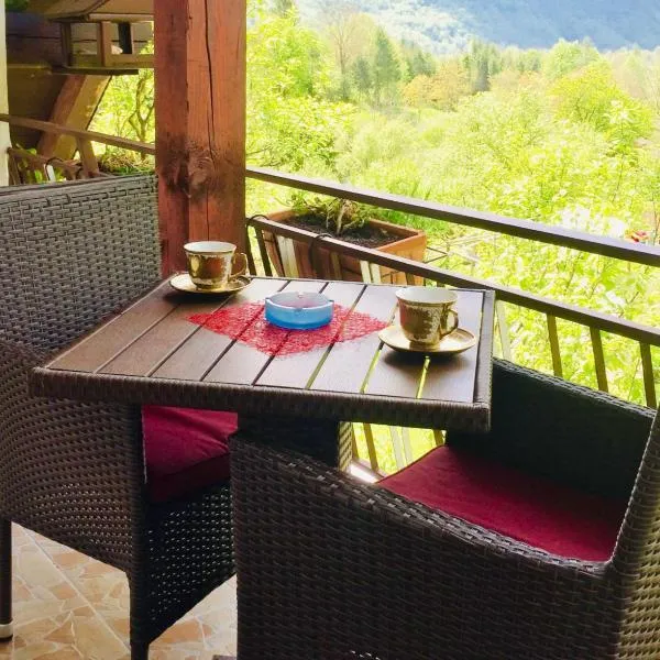 Bovec Holiday House, hotel v mestu Bovec