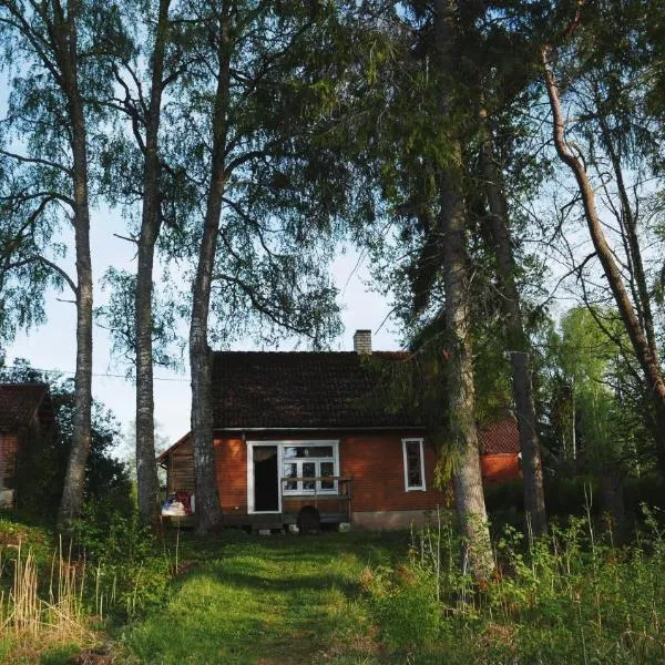 Allika-Löövi Sauna Cabin, hotel en Vihtra