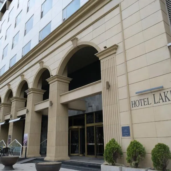 Lake Tourist Hotel, hotel in Hanam