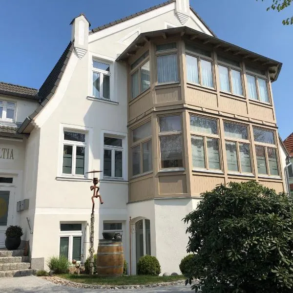 Villa Baltia, hotel in Klockenhagen