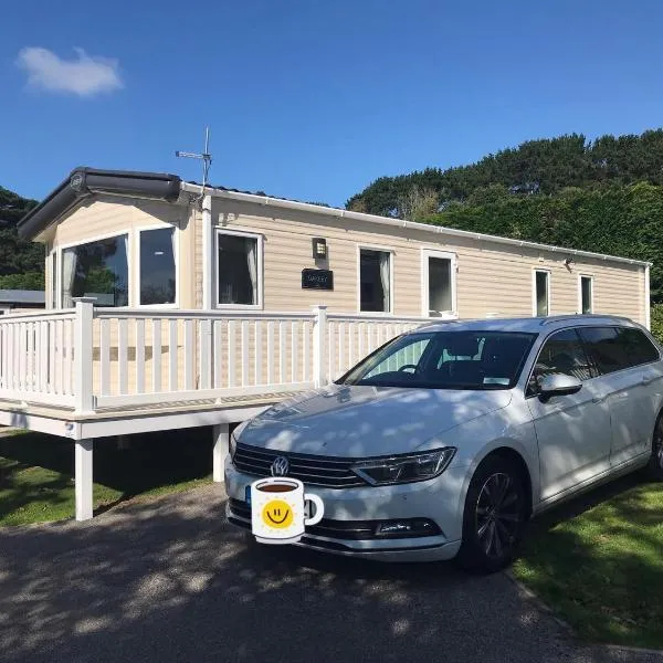 Luxury Holiday Caravan Home, Hotel in Newquay