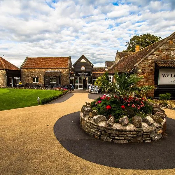 Mendip Spring Golf and Country Club, hotel a Churchill