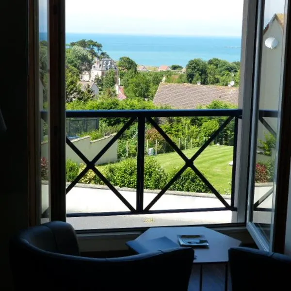 LE RUBAN BLEU FACE A LA MER, hotel em Arromanches-les-Bains