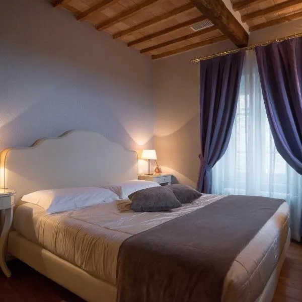 Le Camere Del Ceccottino, hotel v destinaci Pitigliano