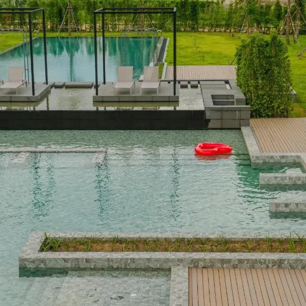 ๋์ดํ ๋น์น์ ์์นํ ํธํ
The Gallery Hotel Nai Harn - SHA Plus