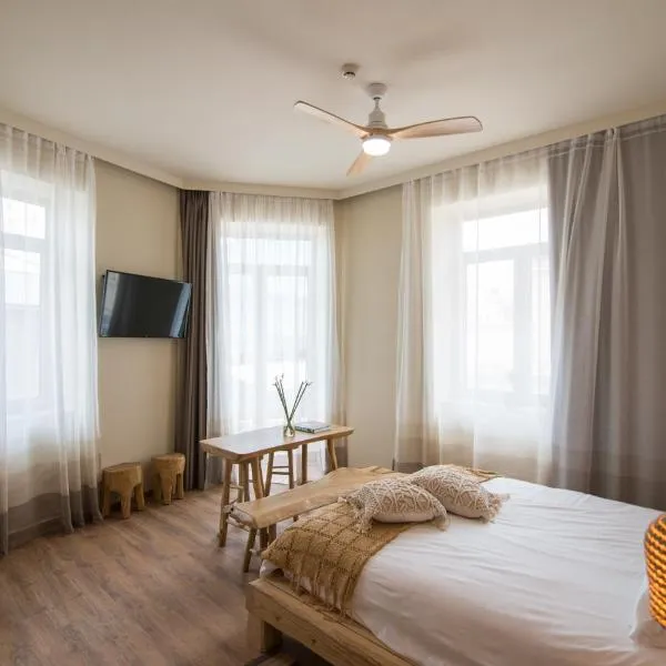 Ederlezi Boutique Hotel, hotel in Athens