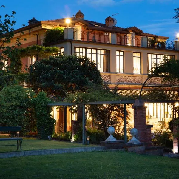 Villa Belverde Boutique Hotel, hotel v destinácii Carrara