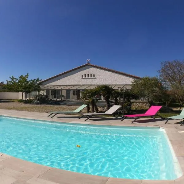 Aux Belles Vacances, hôtel à Arzens