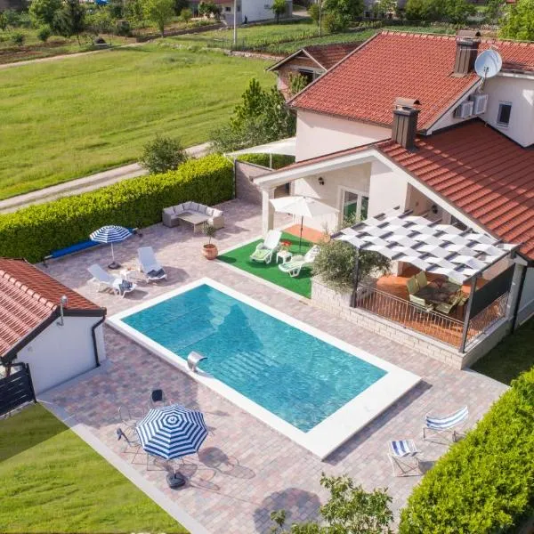 Holiday House Villa Maca, hotel v destinaci Grude