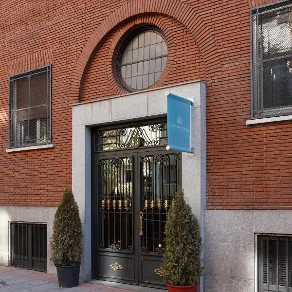 RESIDENCIA ABAY, хотел в Мадрид