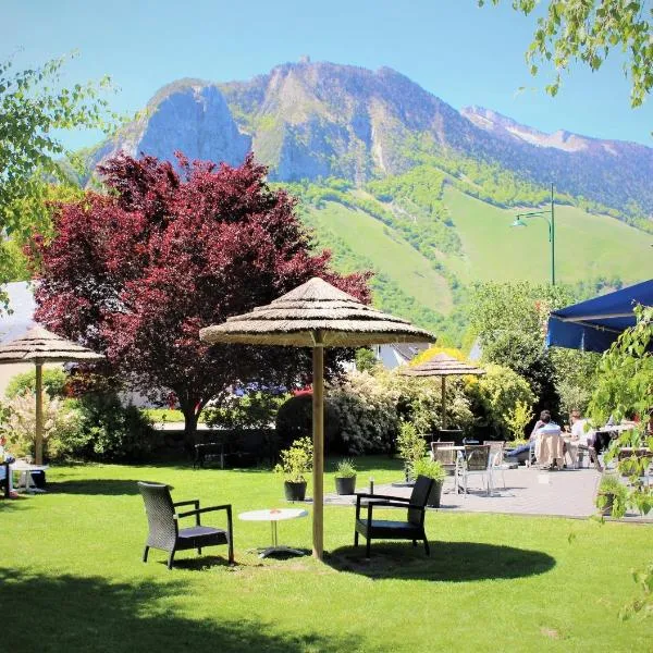 Le Permayou, hotel v destinaci Accous