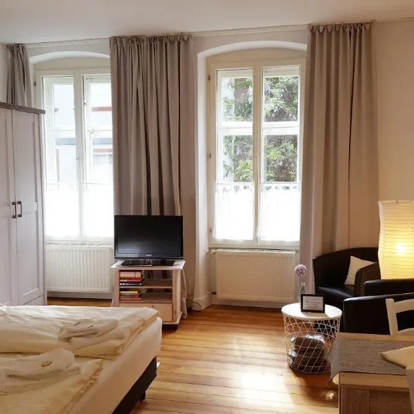 Weingut Caspari, Familie Eggert, hotel a Traben-Trarbach