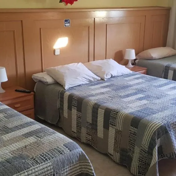 Hostal Brunete: Villanueva de la Cañada'da bir otel