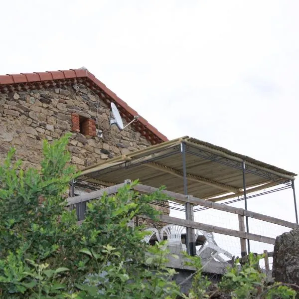 Gite Chez Coste Gilles, hotel in Blassac