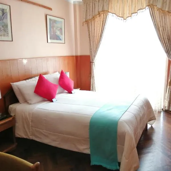 Huaytusive Inn Hotel: Puno'da bir otel