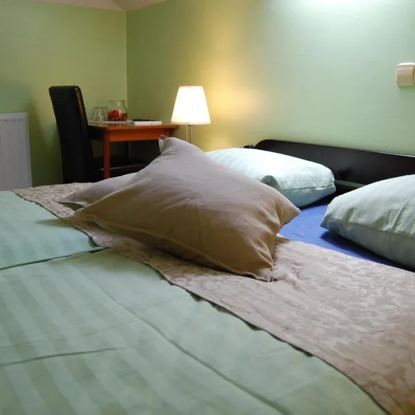 Rooms Hiša Divino, hotel v destinaci Ptuj