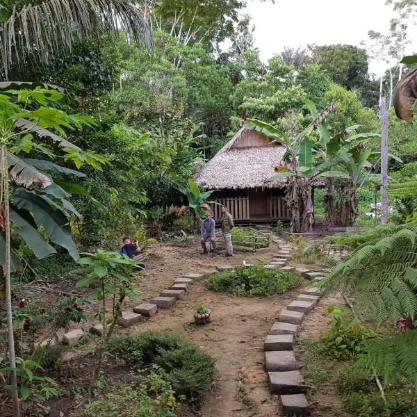 Omshanty Jungle Lodge โรงแรมในSanta Sofía