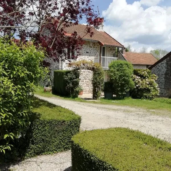Gîte du mont de transet, hotel en Thauron