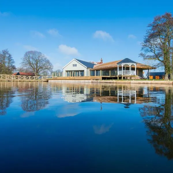 The Boathouse, hotel in Rollesby