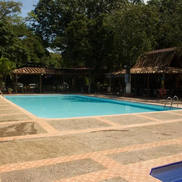 Hostería Miraflores, hotel in Liborina