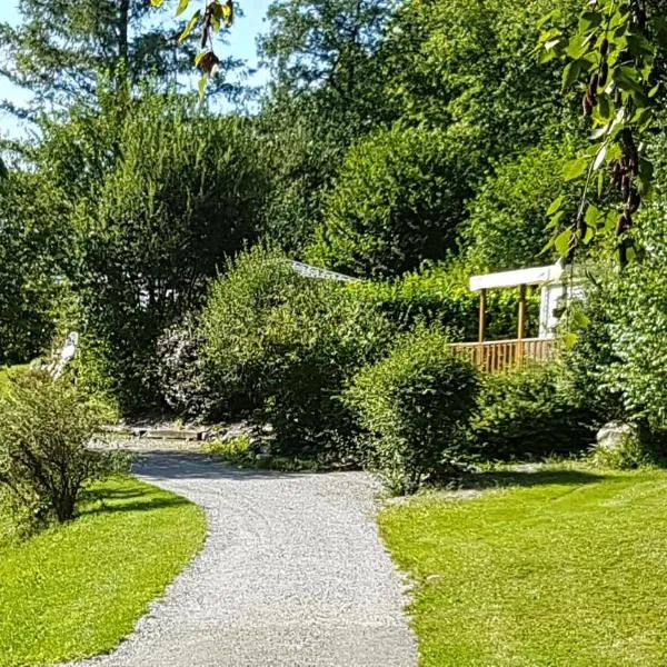 Camping Le Rey, hotel v destinaci Louvie Juzon