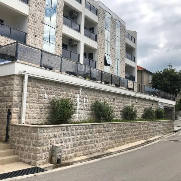 Apartments Bane, hotel in Herceg-Novi