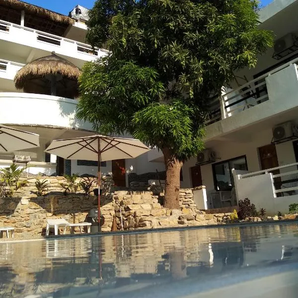 Jalyn's Resort Sabang, hotell i San Isidro