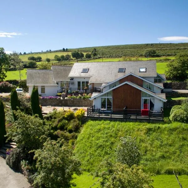 Wicklow Way Lodge, hotel in Roundwood