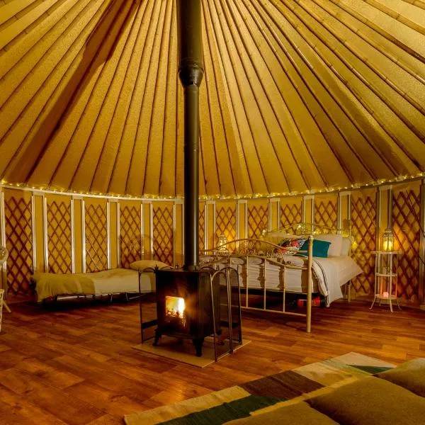 Loughcrew Glamping, hotel u gradu Oldcastle