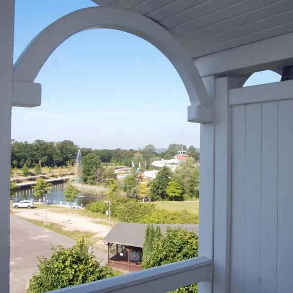 App Vilm mit Seeblick und schönem Balkon - tolle Ausstattung โรงแรมในออสตีบาดเซลิน