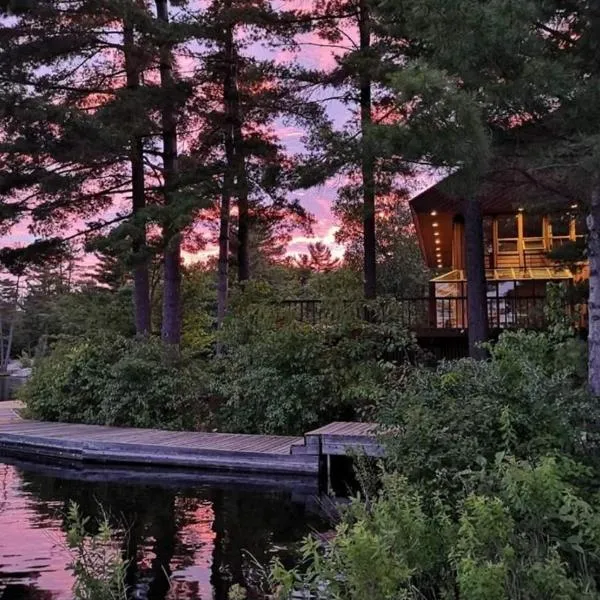 Westwind Inn on the Lake, hotel en Buckhorn