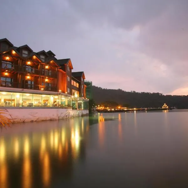 The Richforest Hotel- Sun Moon Lake: Te-hua-ts'un şehrinde bir otel