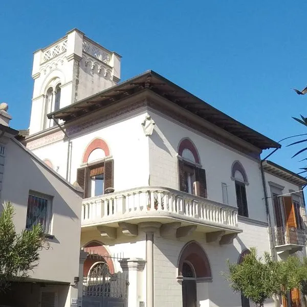 Torre Della Darsena, hotel in Viareggio
