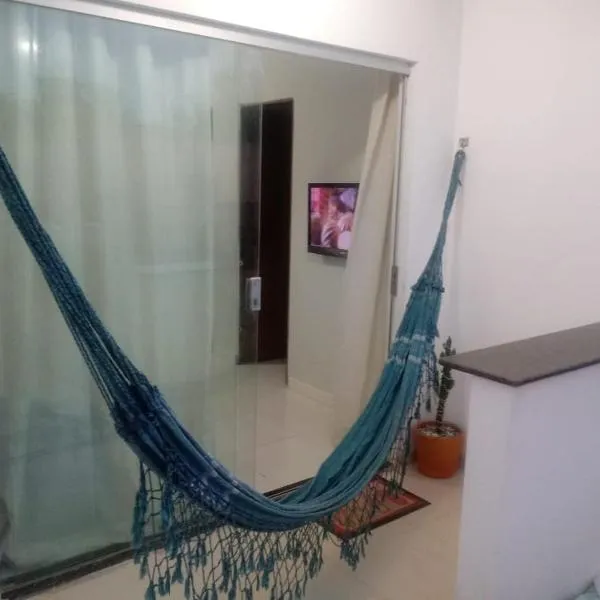 Apartamento aconchegante 2 quartos com suíte na praia de Guaibim, hotel in Jaguaribe