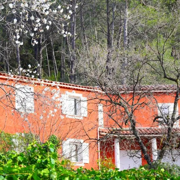 Le Relais du Gapeau, hotel v destinaci Solliès-Toucas
