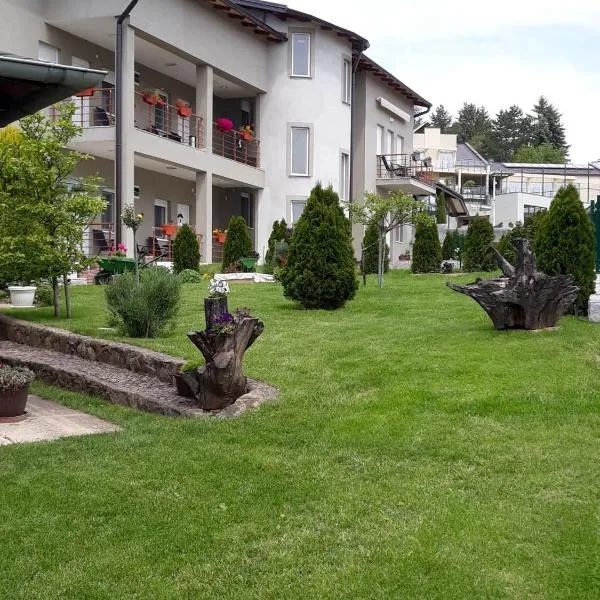 Simića ćoše, hotel u Vrdniku