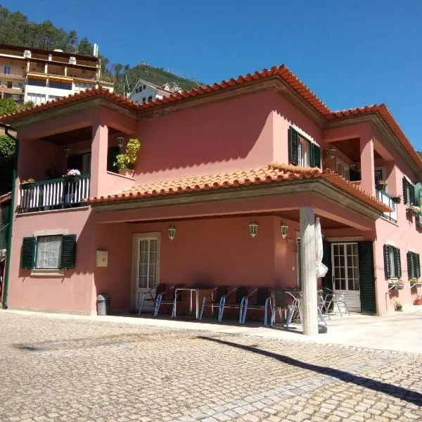 Residencial Ribeiro, hotel a Geres