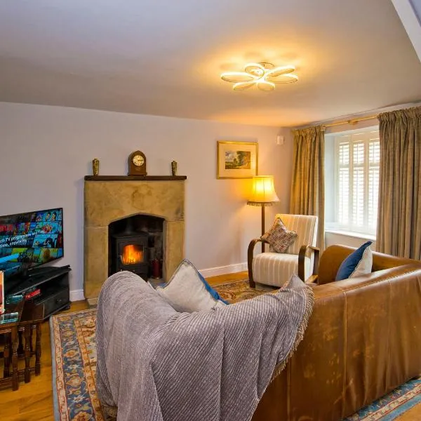 Cosy Country Cottage Retreat Near Peak District & Chatsworth, hotell sihtkohas Matlock