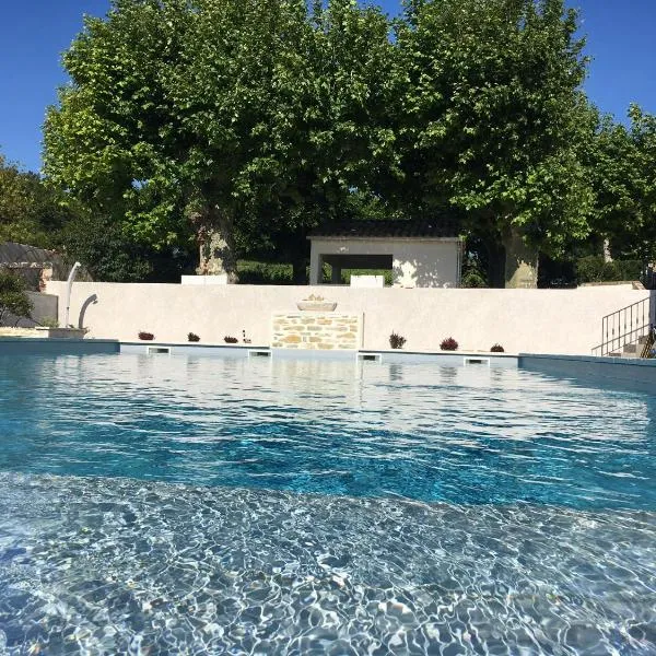 DOMAINE FORVENT, hotel v destinácii Saint-Julien-de-Peyrolas