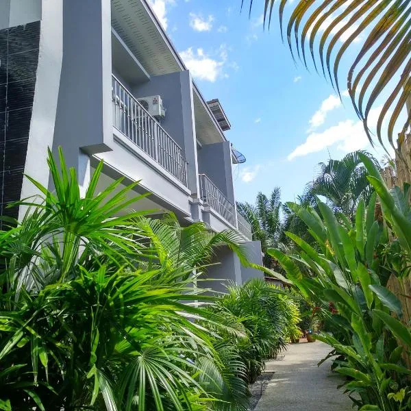 MJ Boutique Hotel Khao Lak、カオラックのホテル