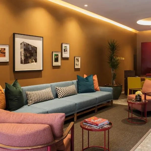 Dog Friendly Hotel $Johannesburg - $Home Suite Hotels Rosebank