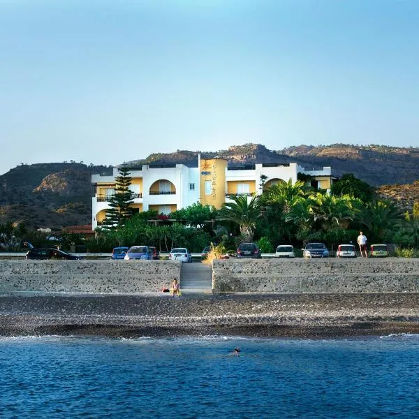 Sarikampos Beach, hotel v destinaci Myrtos
