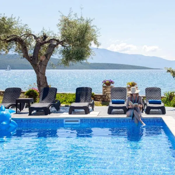 Agni Suites, hotel v destinaci Nikiana