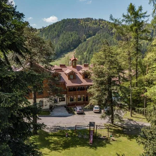 Hotel Batory, hotel in Szczawnica Niżna