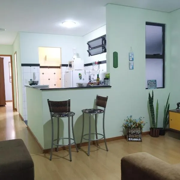 Apartamento quarto e sala em frente UFV com WI-FI e Garagem, hotell sihtkohas Viçosa