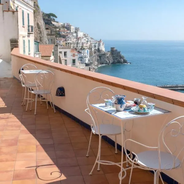 B&B Il Porticciolo di Amalfi, hotel u gradu Amalfi
