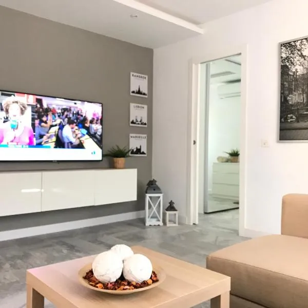 Luxury Loft Malaga Torremolinos Sol, ξενοδοχείο στο Τορρεμολίνος