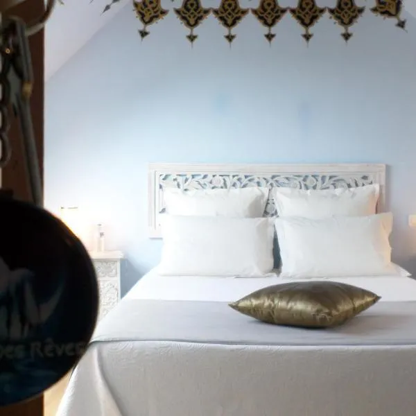 Chambres d'Hôtes La Rompardais – hotel w mieście Pléven